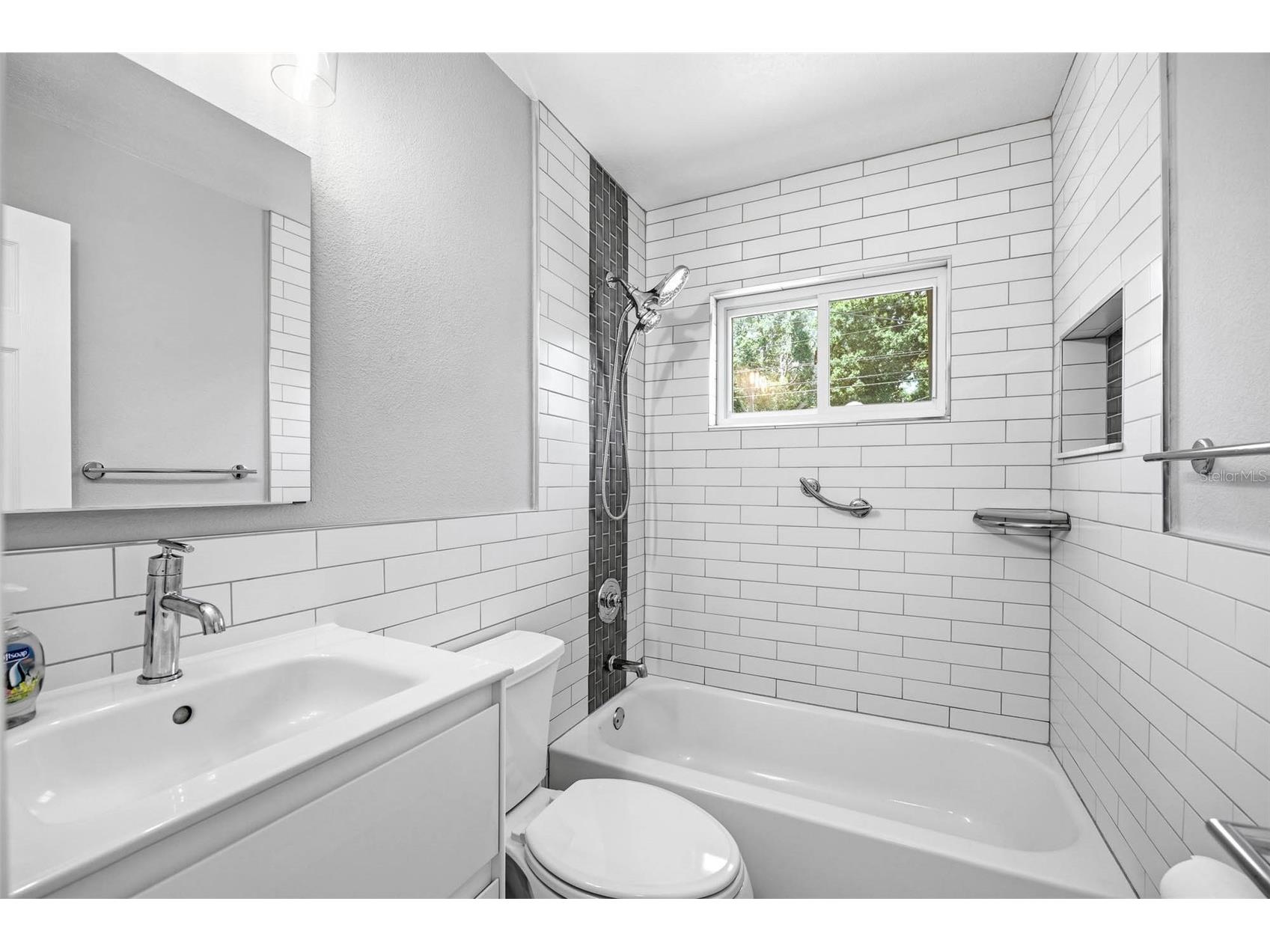 7500 Orpine Drive N Saint Petersburg FL 33702 TB8497798 image3