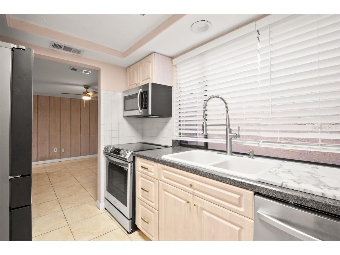 7500 Rocky Point Drive Hudson FL 34667 TB8448013 image15