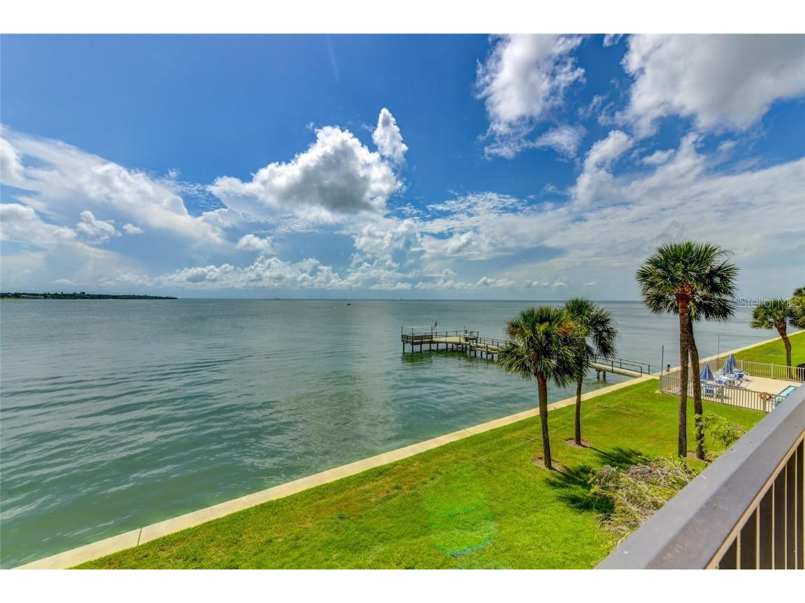 7500 Sunshine Skyway Lane S #205 Saint Petersburg FL 33711 A4576773 image1