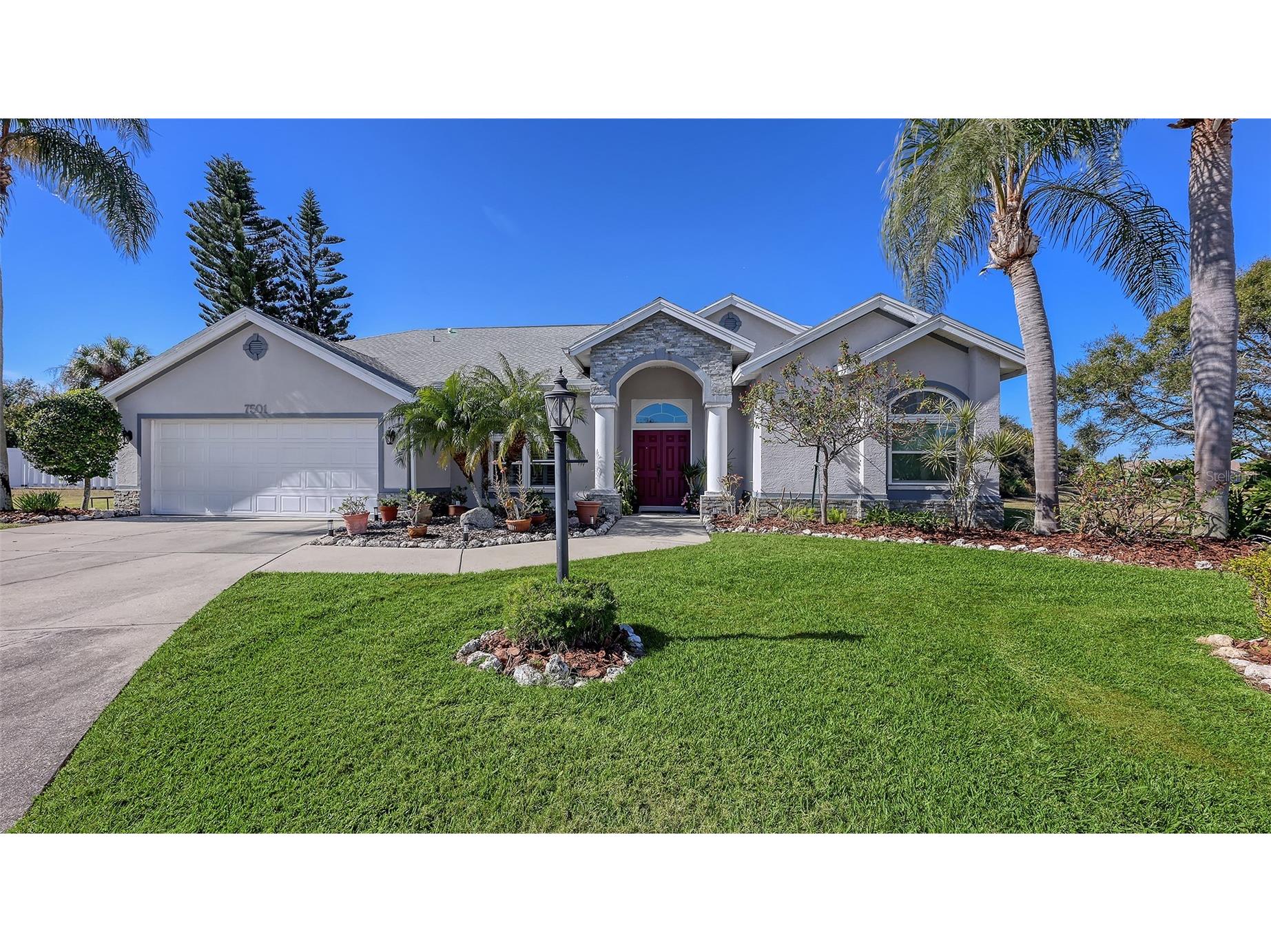7501 52nd Terrace E Bradenton FL 34203 A4681161 image1