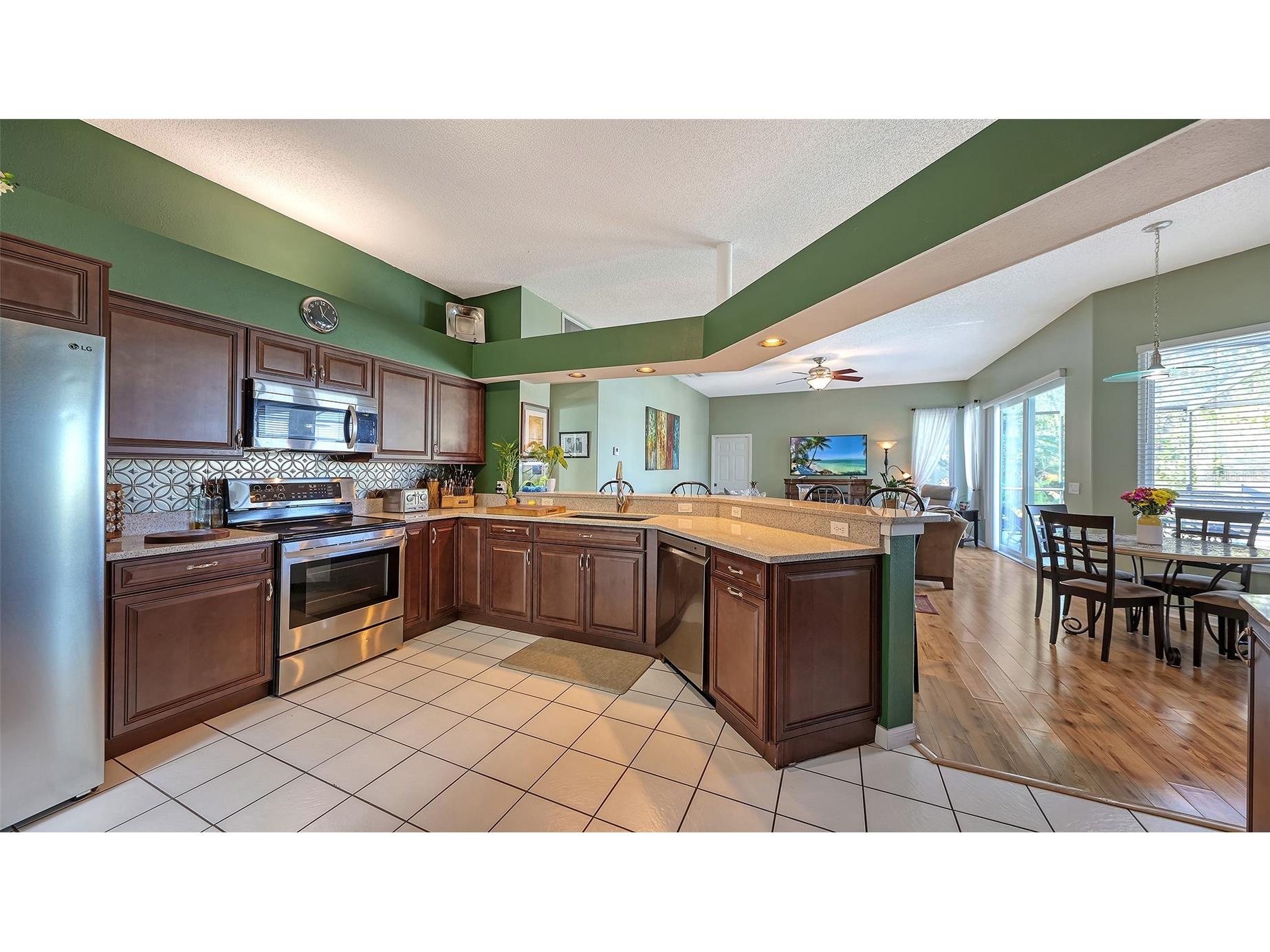 7501 52nd Terrace E Bradenton FL 34203 A4681161 image15