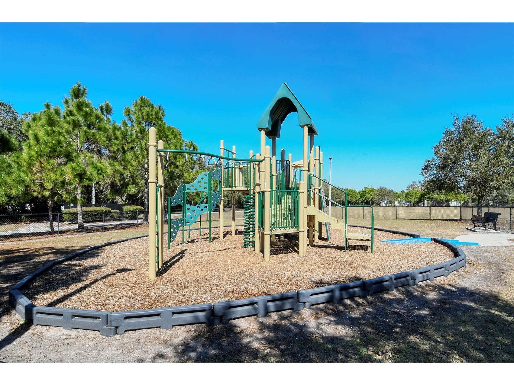 7501 52nd Terrace E Bradenton FL 34203 A4681161 image60