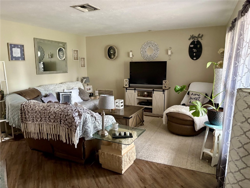 7501 Cumber Drive New Port Richey FL 34653 W7878796 image3