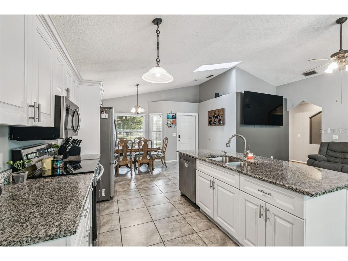 7501 Fawn Lake Road New Port Richey FL 34655 W7880451 image11