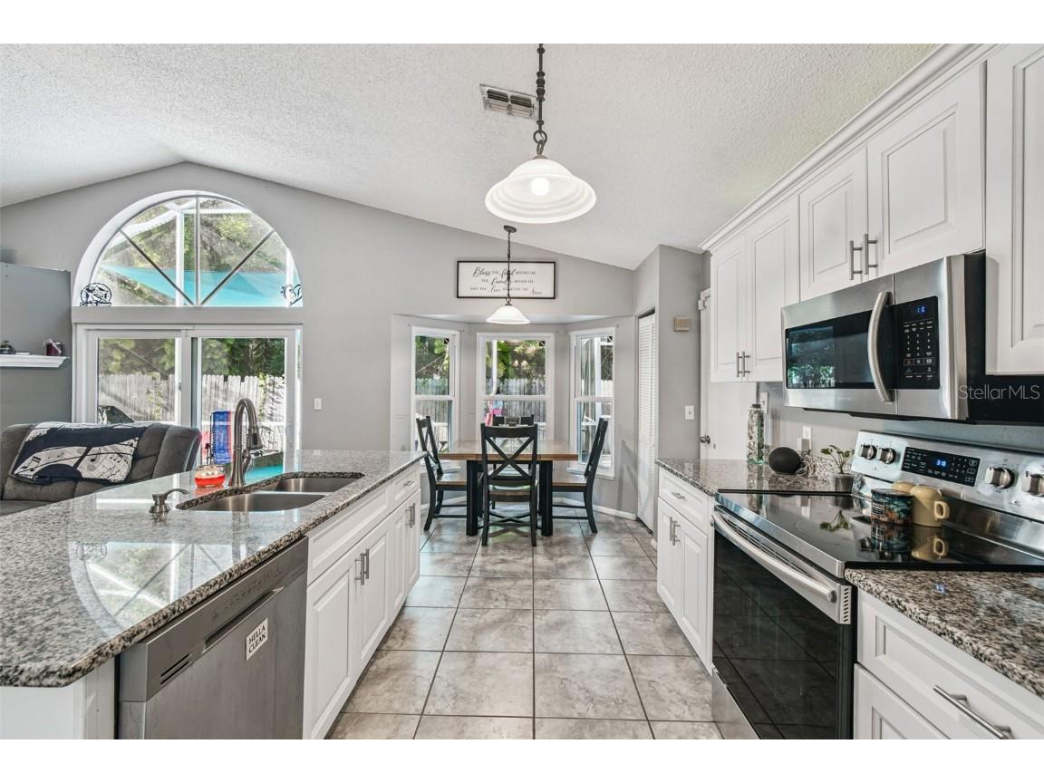 7501 Fawn Lake Road New Port Richey FL 34655 W7880451 image9