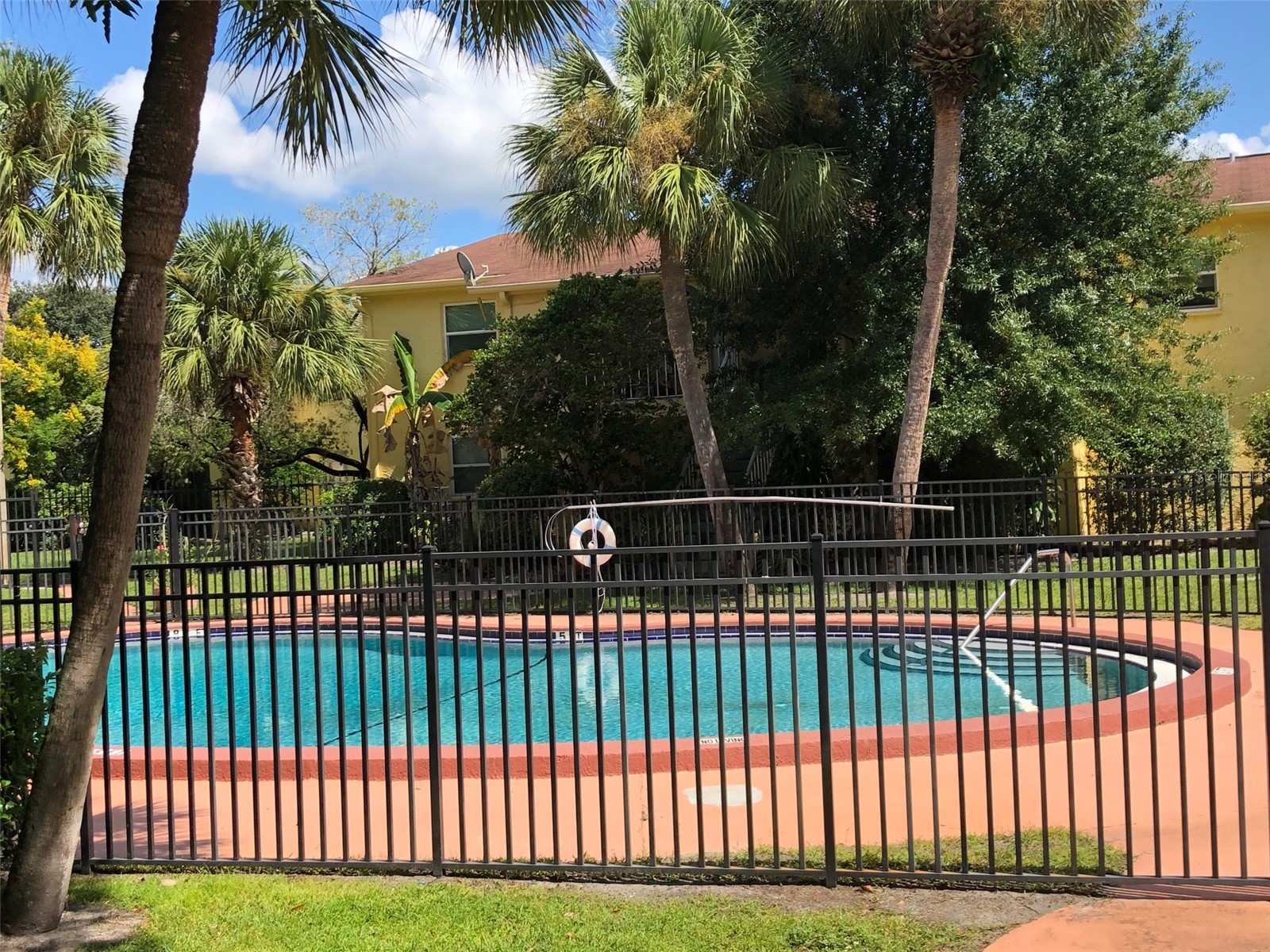 7501 Gallineta Court Tampa FL 33615 TB8499116 image11
