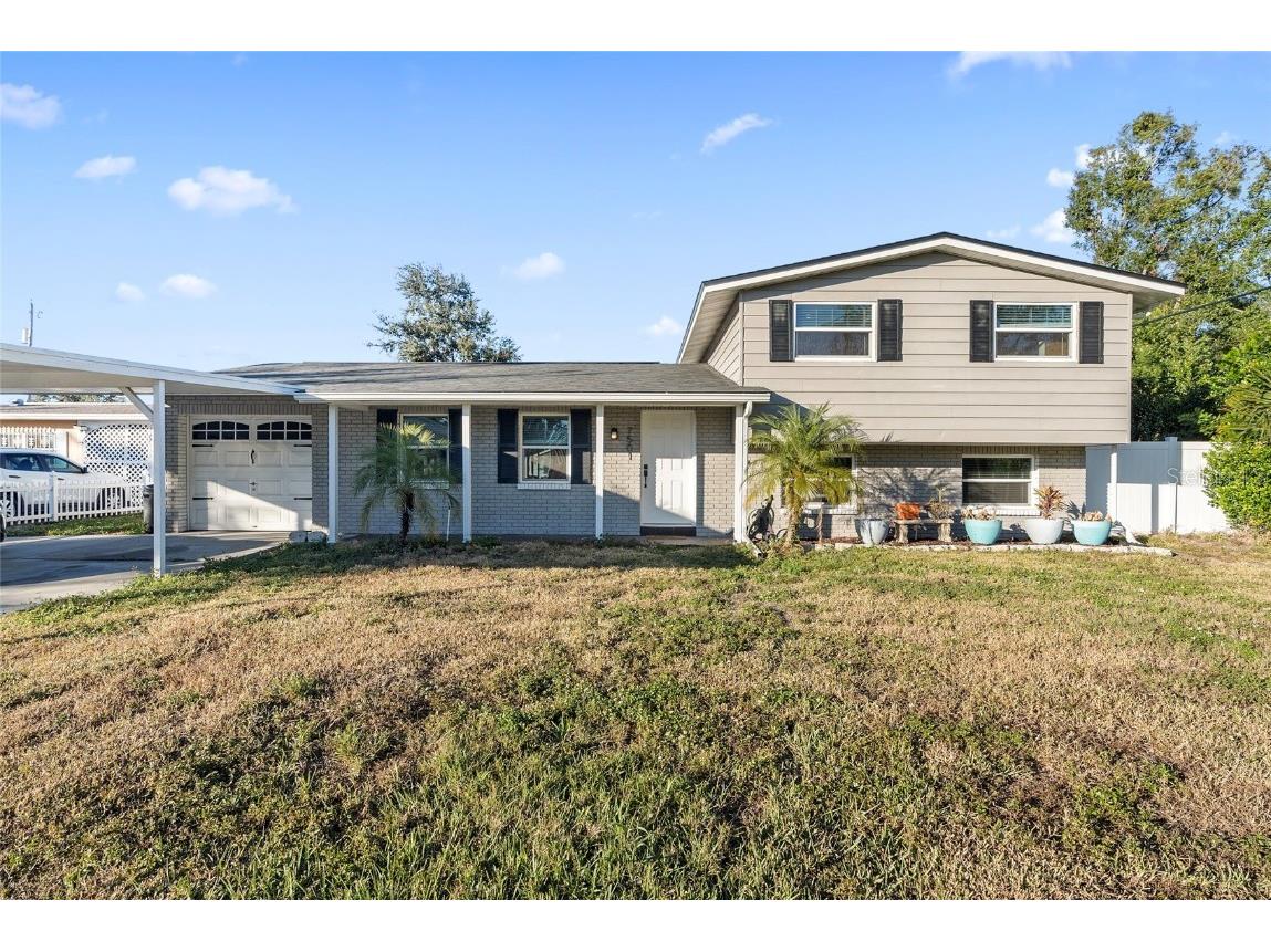 7501 W Hanna Avenue Tampa FL 33615 TB8328329 image1