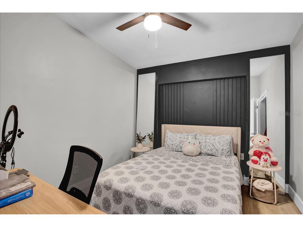 7502 Lakeside Boulevard Tampa FL 33614 TB8428211 image21