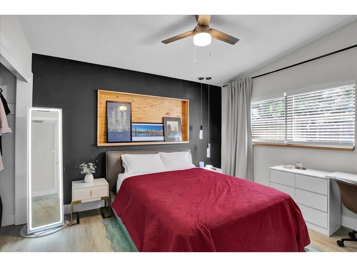 7502 Lakeside Boulevard Tampa FL 33614 TB8428211 image24