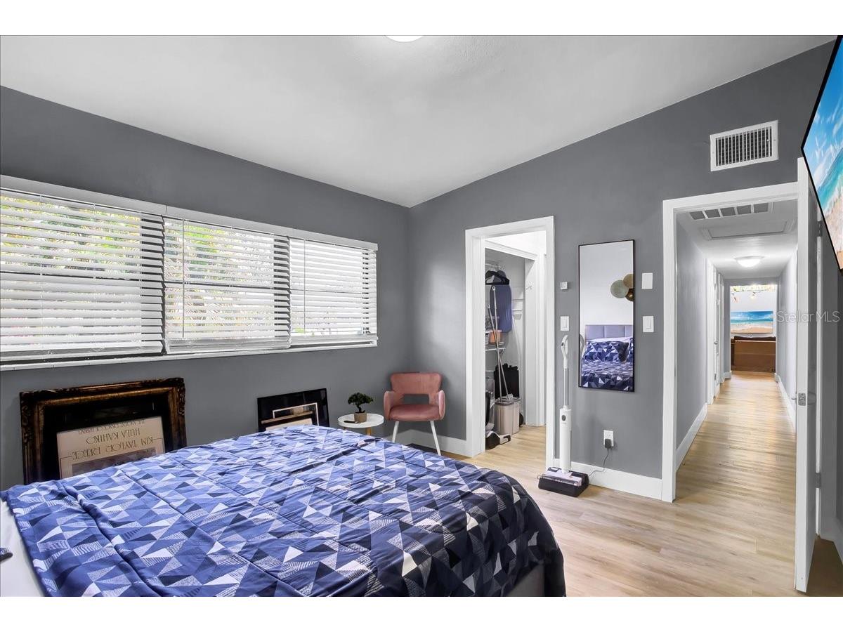 7502 Lakeside Boulevard Tampa FL 33614 TB8428211 image29