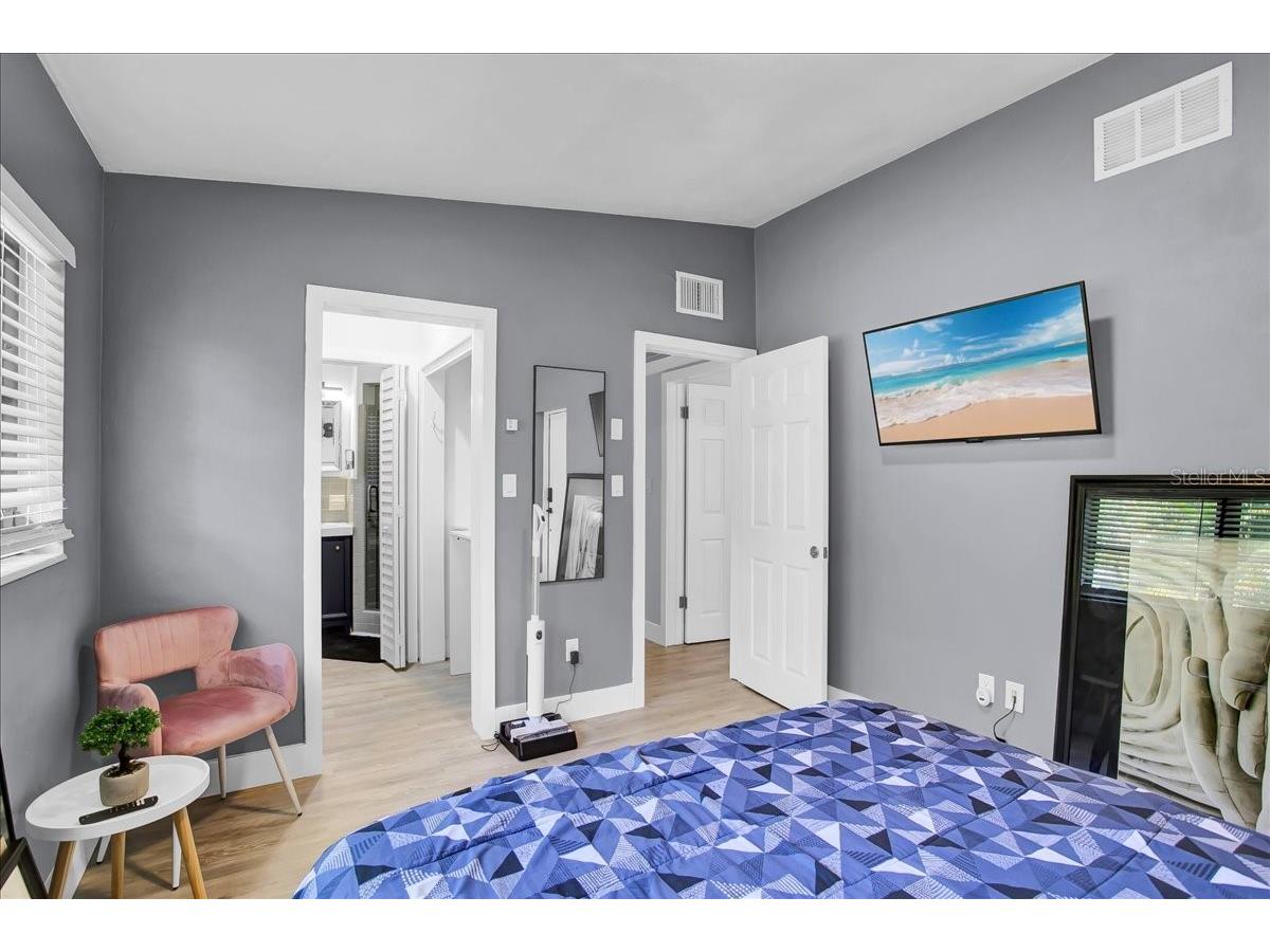 7502 Lakeside Boulevard Tampa FL 33614 TB8428211 image30