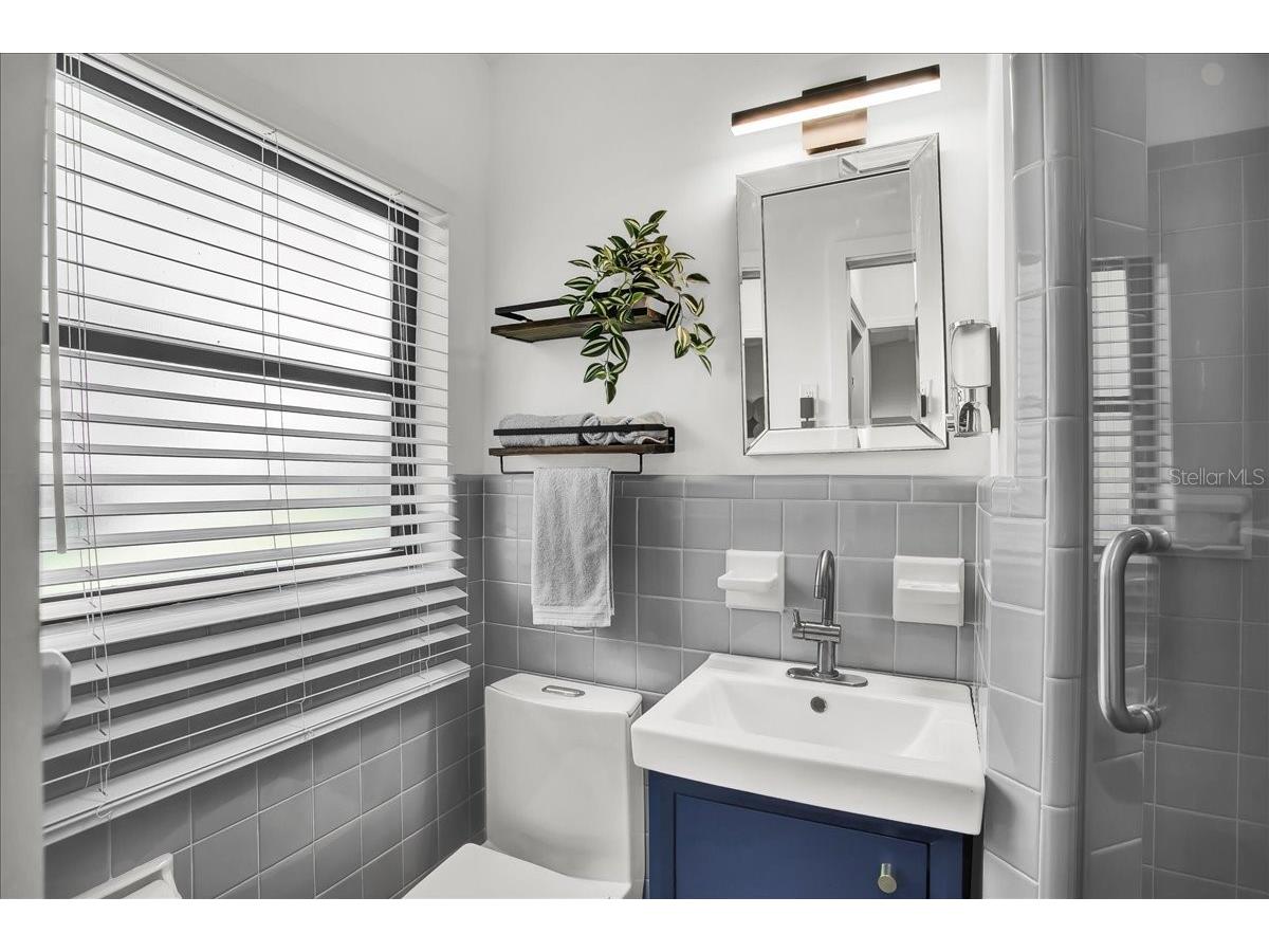 7502 Lakeside Boulevard Tampa FL 33614 TB8428211 image34