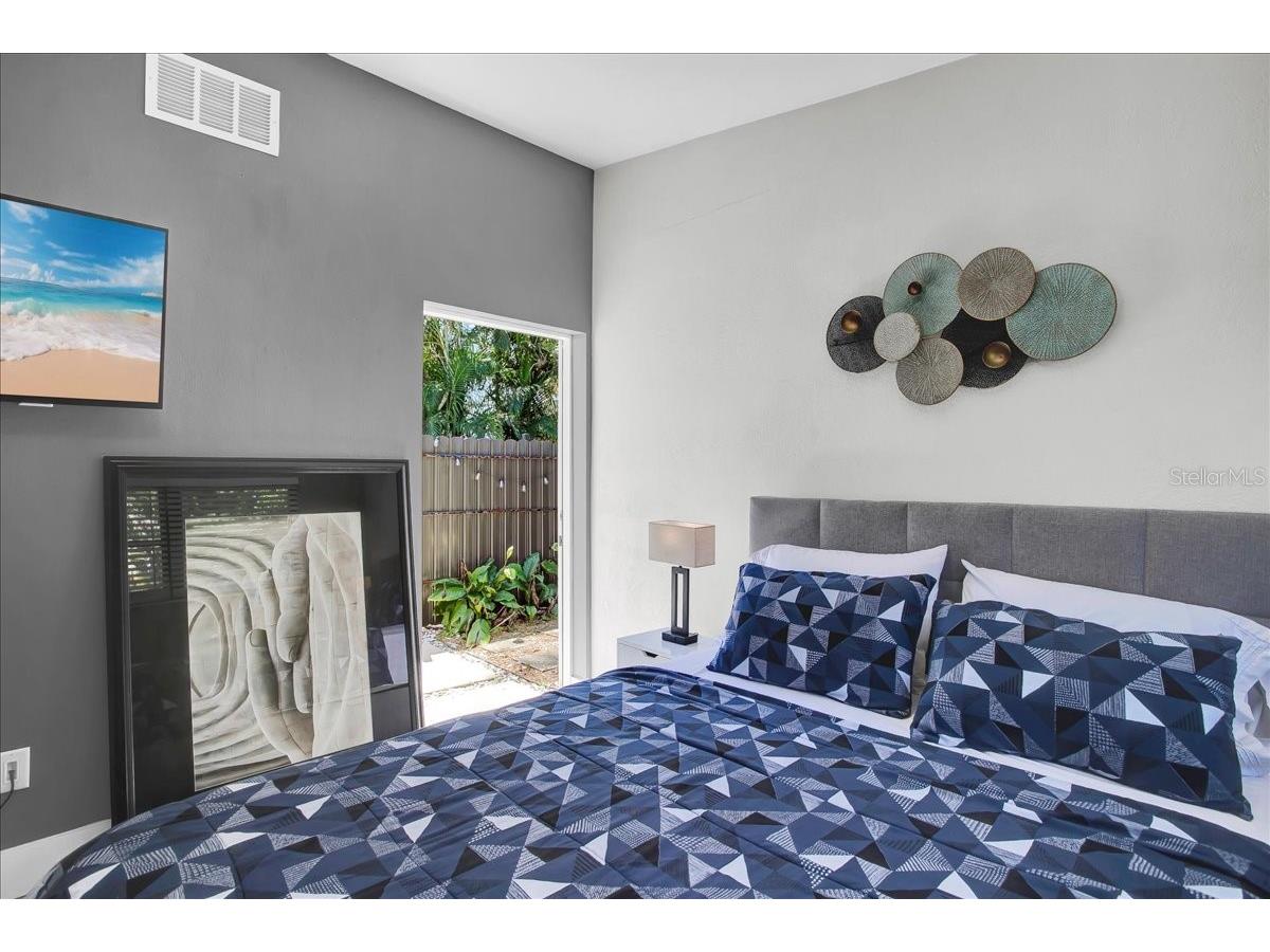 7502 Lakeside Boulevard Tampa FL 33614 TB8428211 image38