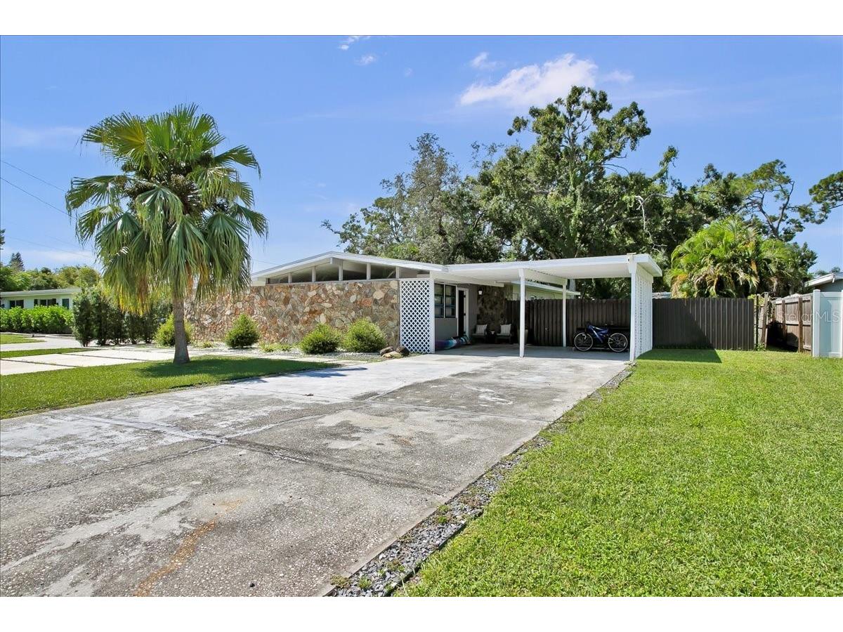 7502 Lakeside Boulevard Tampa FL 33614 TB8428211 image4