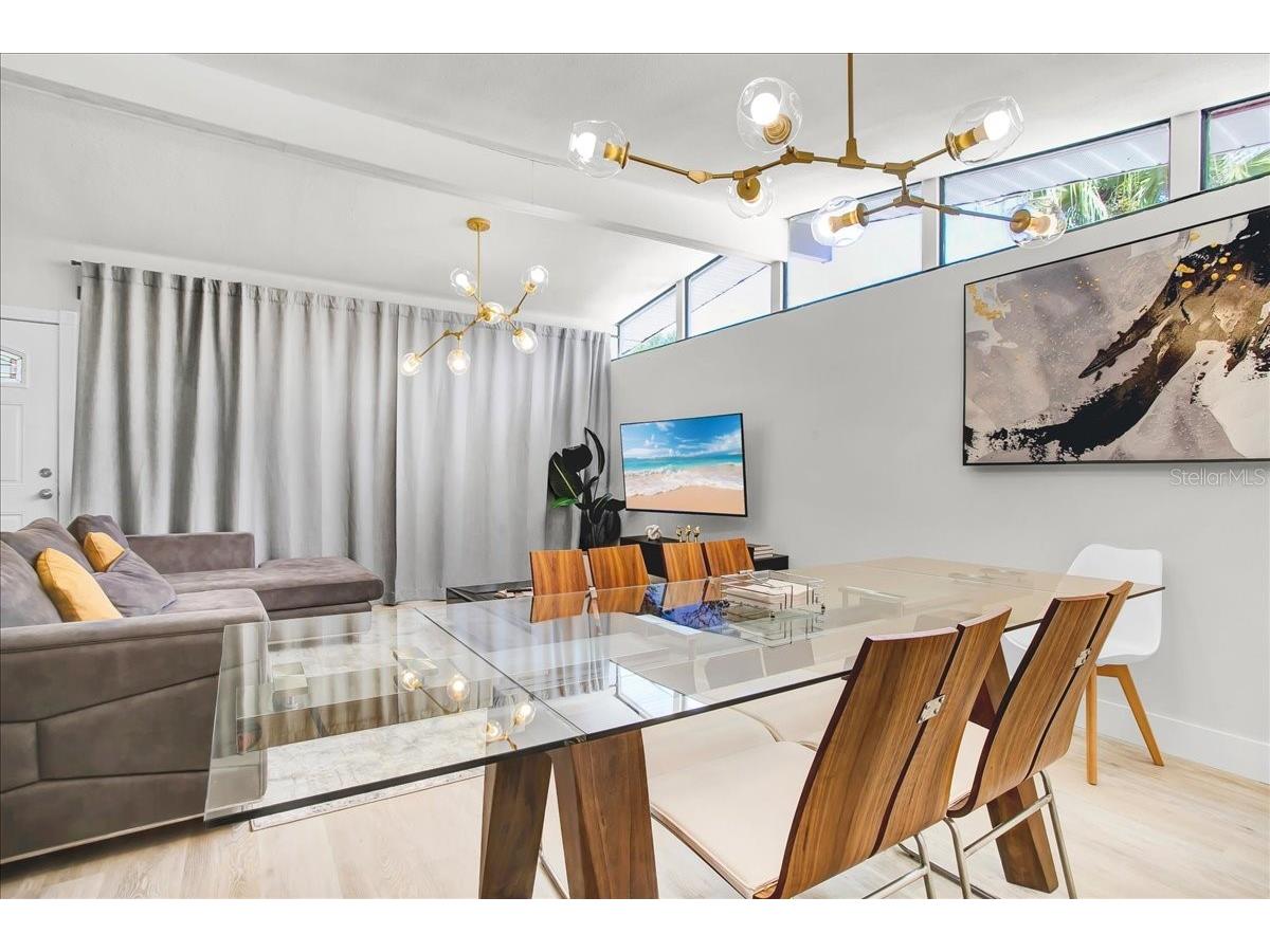 7502 Lakeside Boulevard Tampa FL 33614 TB8428211 image53