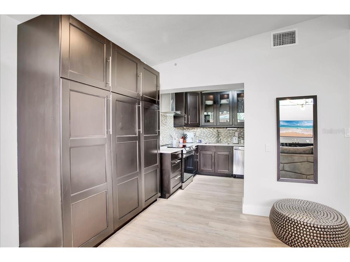 7502 Lakeside Boulevard Tampa FL 33614 TB8428211 image54