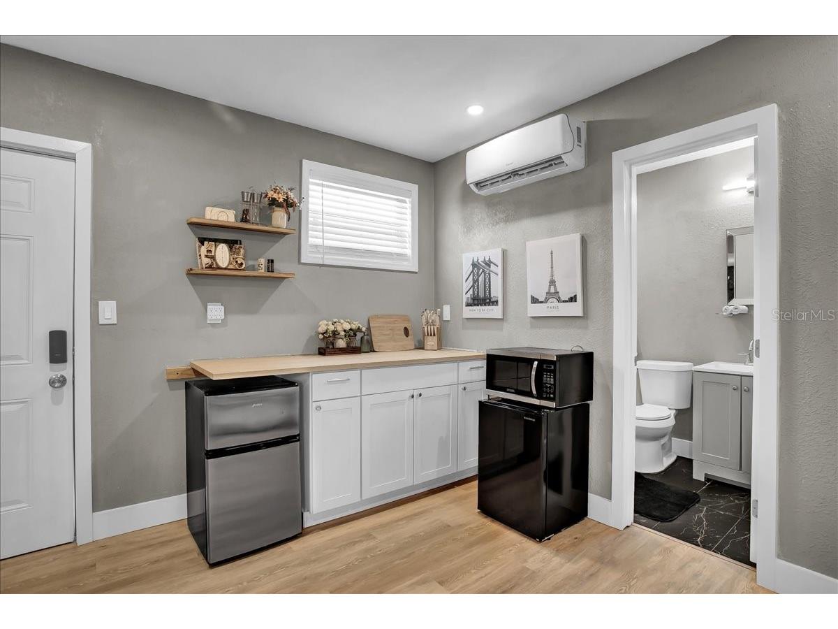 7502 Lakeside Boulevard Tampa FL 33614 TB8428211 image69