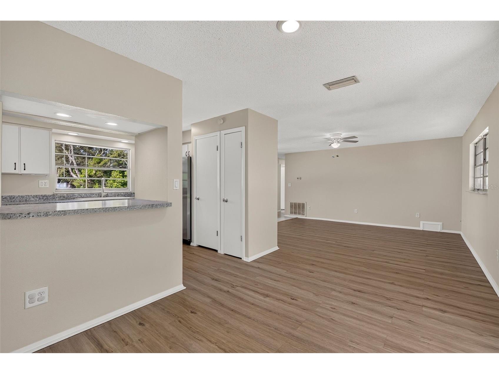 7502 Pond Circle Spring Hill FL 34606 TB8532722 image11