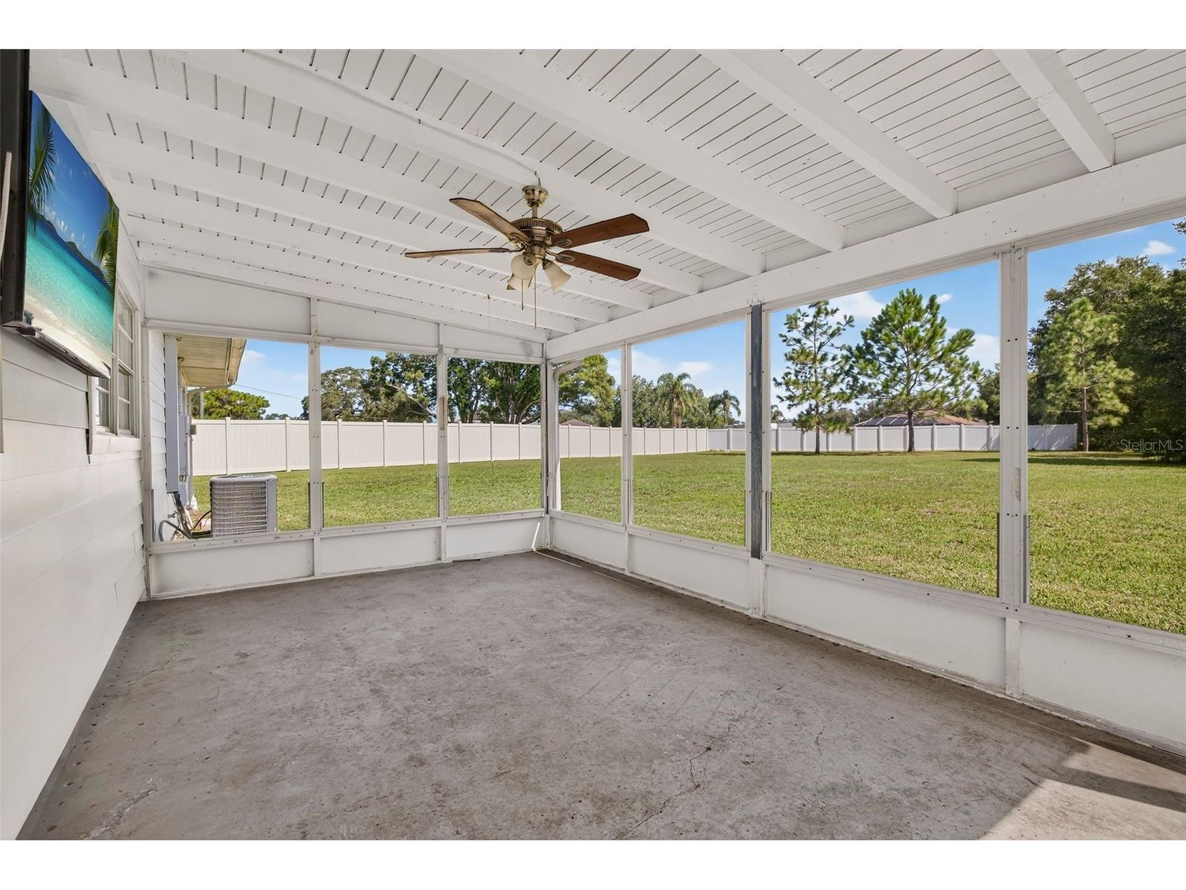 7502 Pond Circle Spring Hill FL 34606 TB8532722 image28