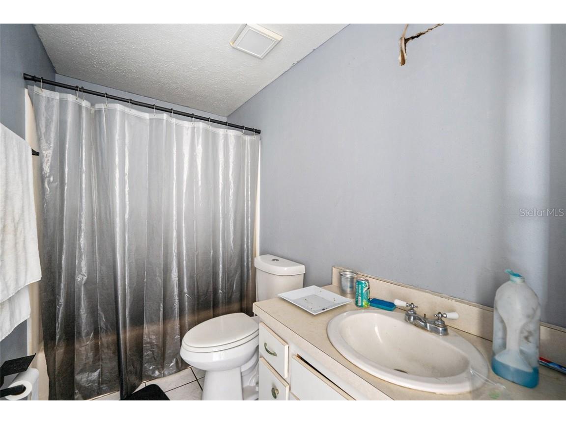 7502 Pond View Court Tampa FL 33615 TB8440049 image14