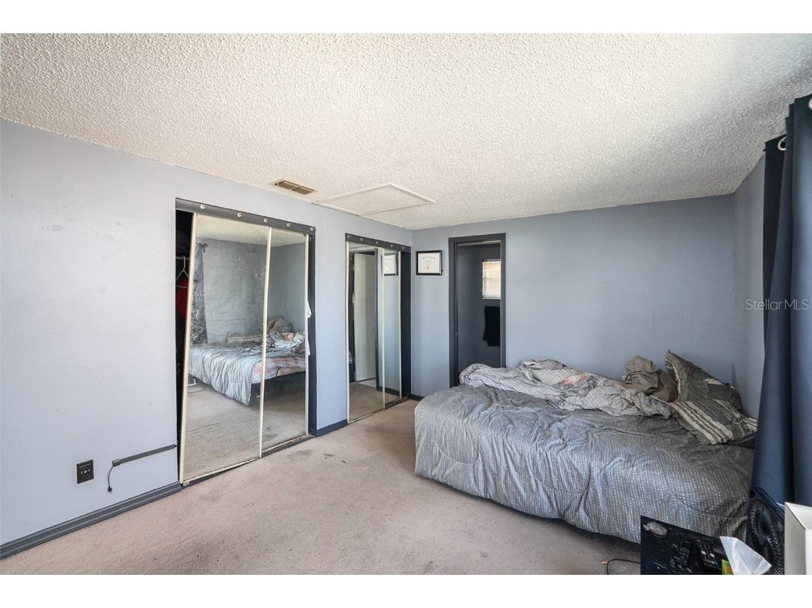 7502 Pond View Court Tampa FL 33615 TB8440049 image16