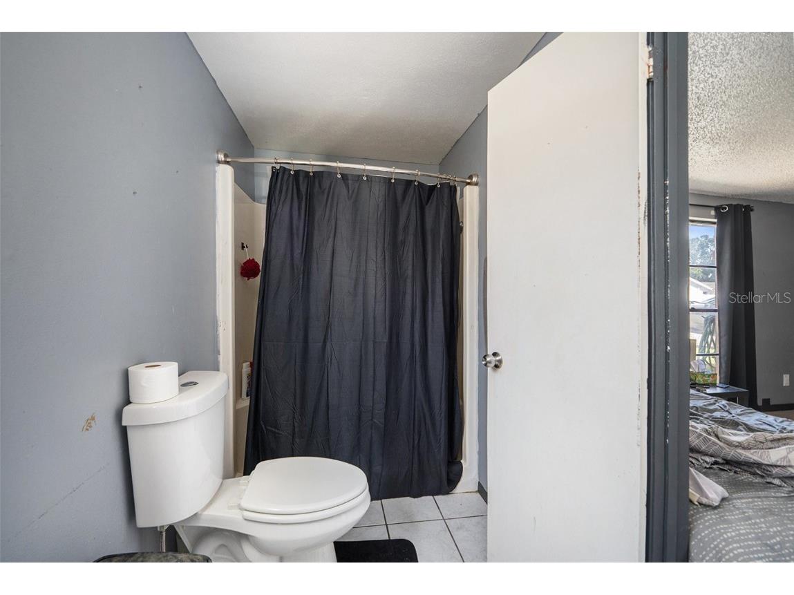 7502 Pond View Court Tampa FL 33615 TB8440049 image18