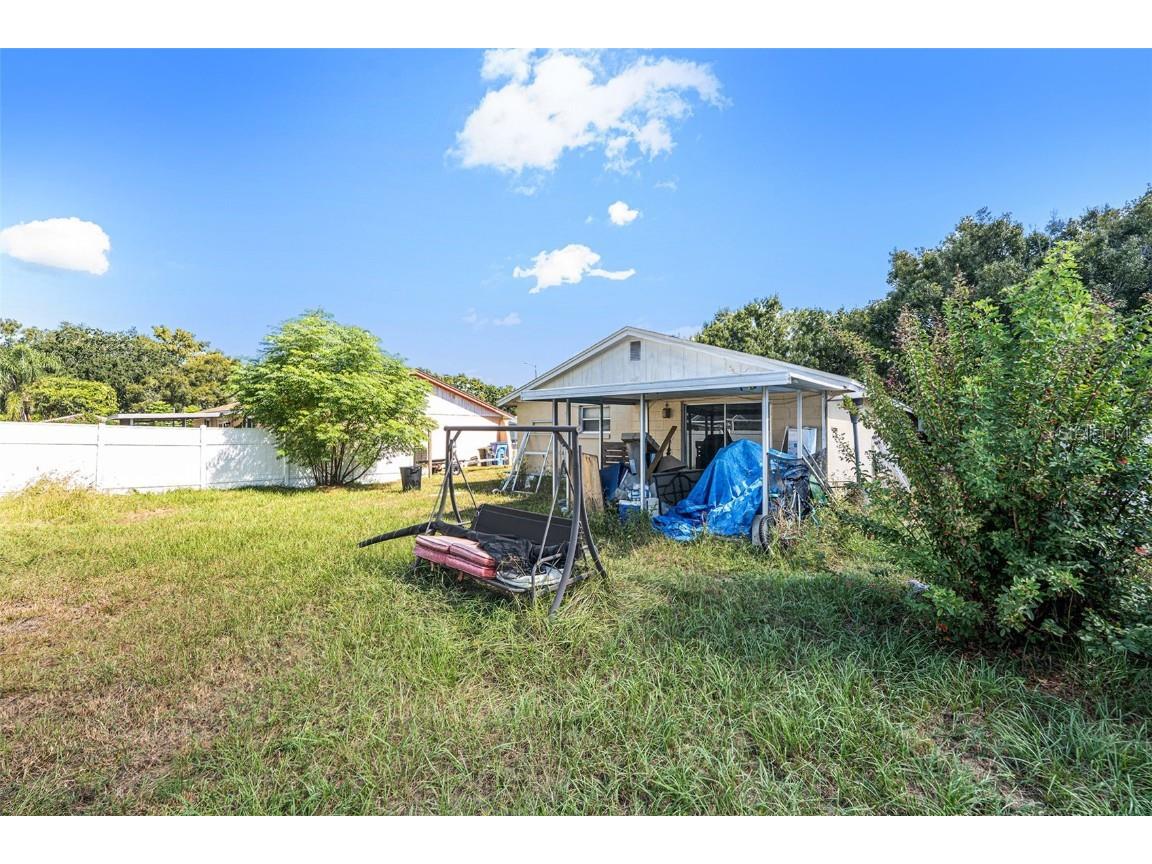 7502 Pond View Court Tampa FL 33615 TB8440049 image24