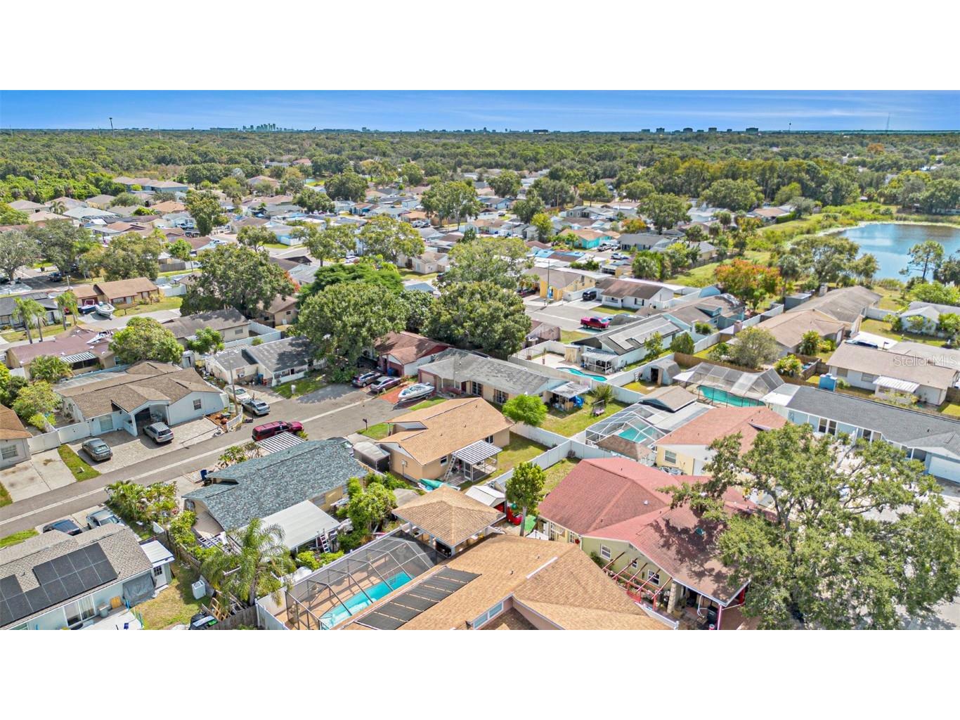 7502 Pond View Court Tampa FL 33615 TB8440049 image29