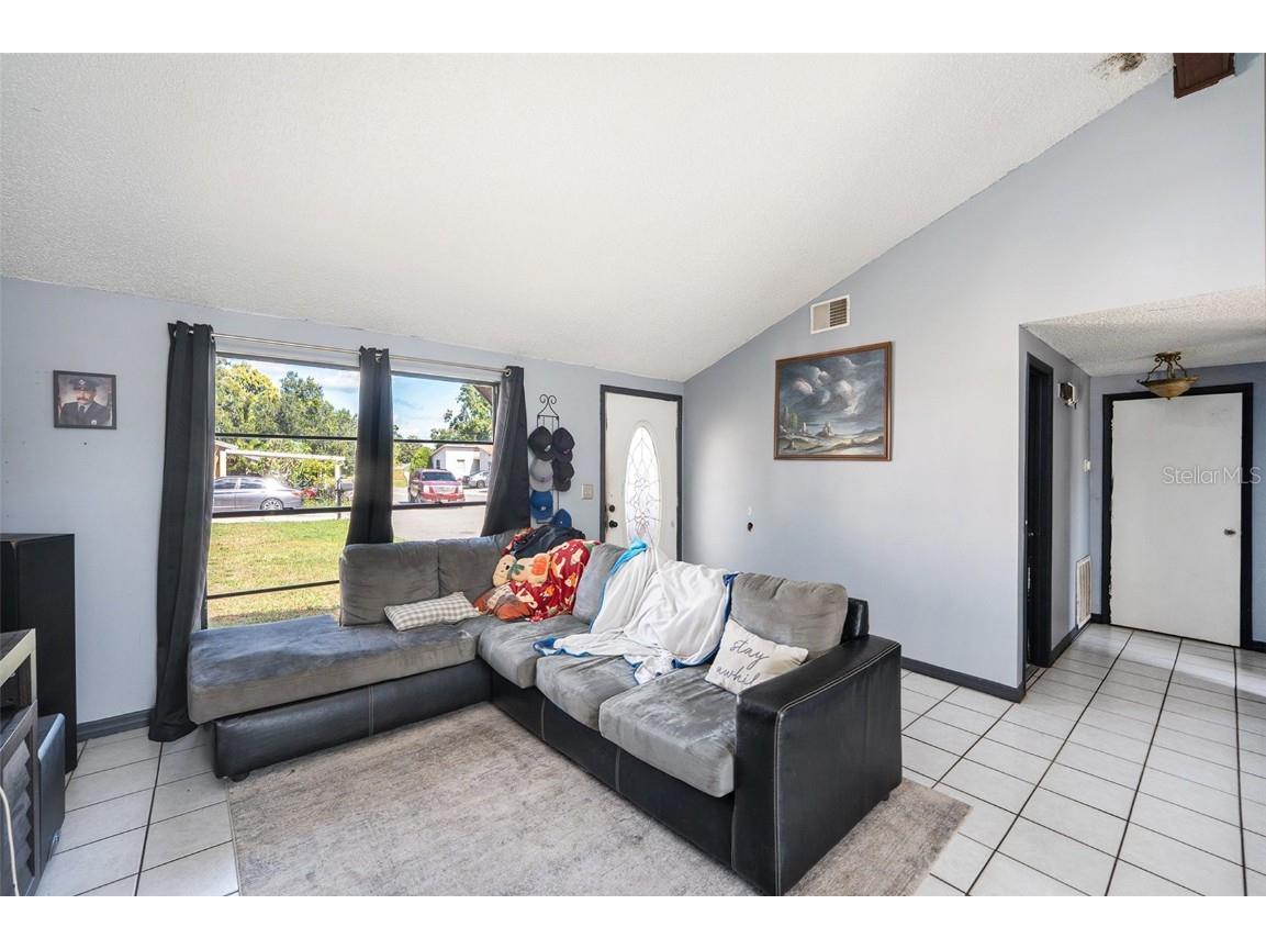 7502 Pond View Court Tampa FL 33615 TB8440049 image6