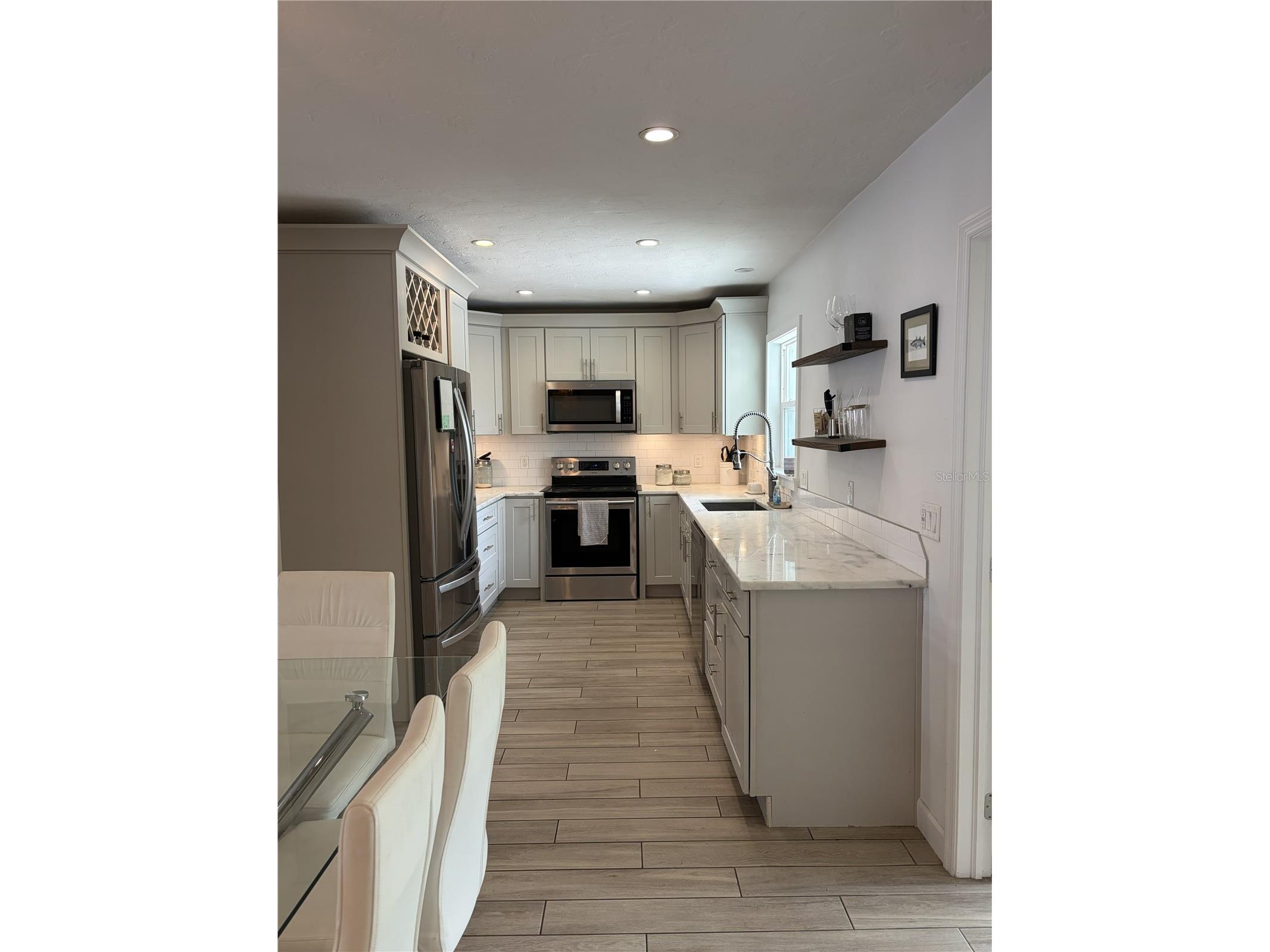 7503 Starfish Drive Sarasota FL 34231 A4691968 image10