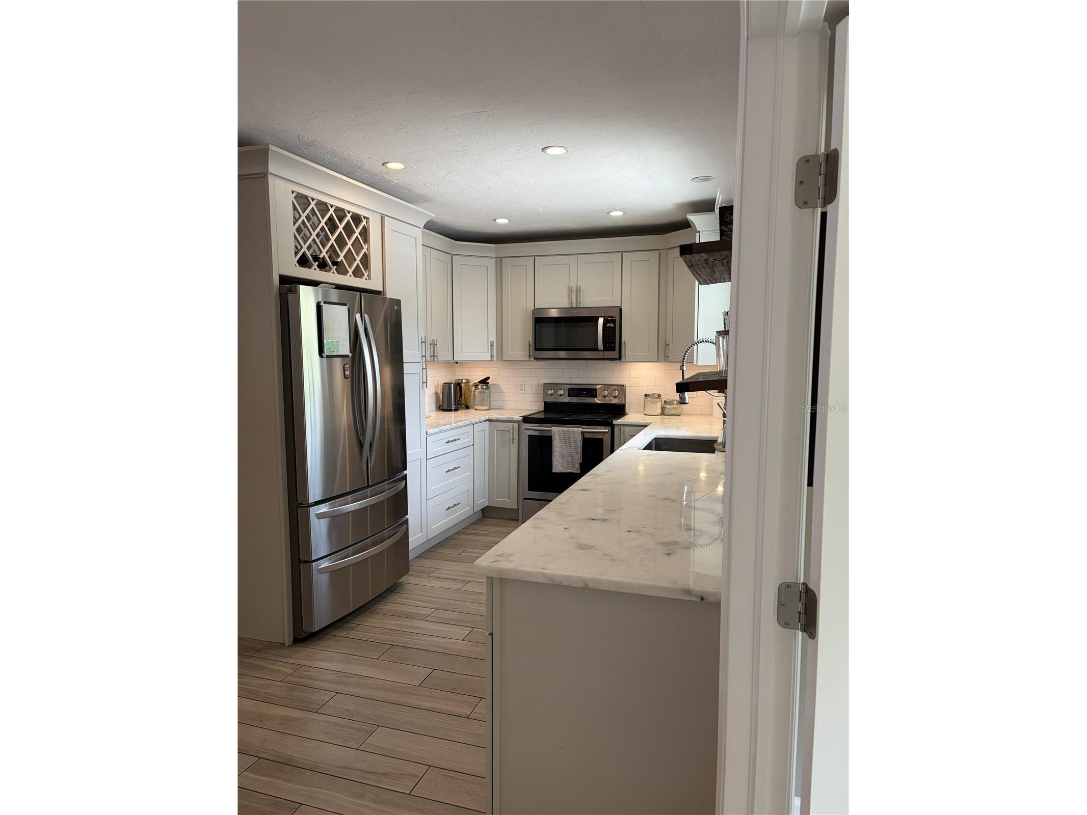 7503 Starfish Drive Sarasota FL 34231 A4691968 image11