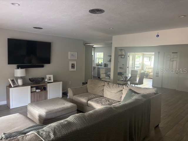7503 Starfish Drive Sarasota FL 34231 A4691968 image5