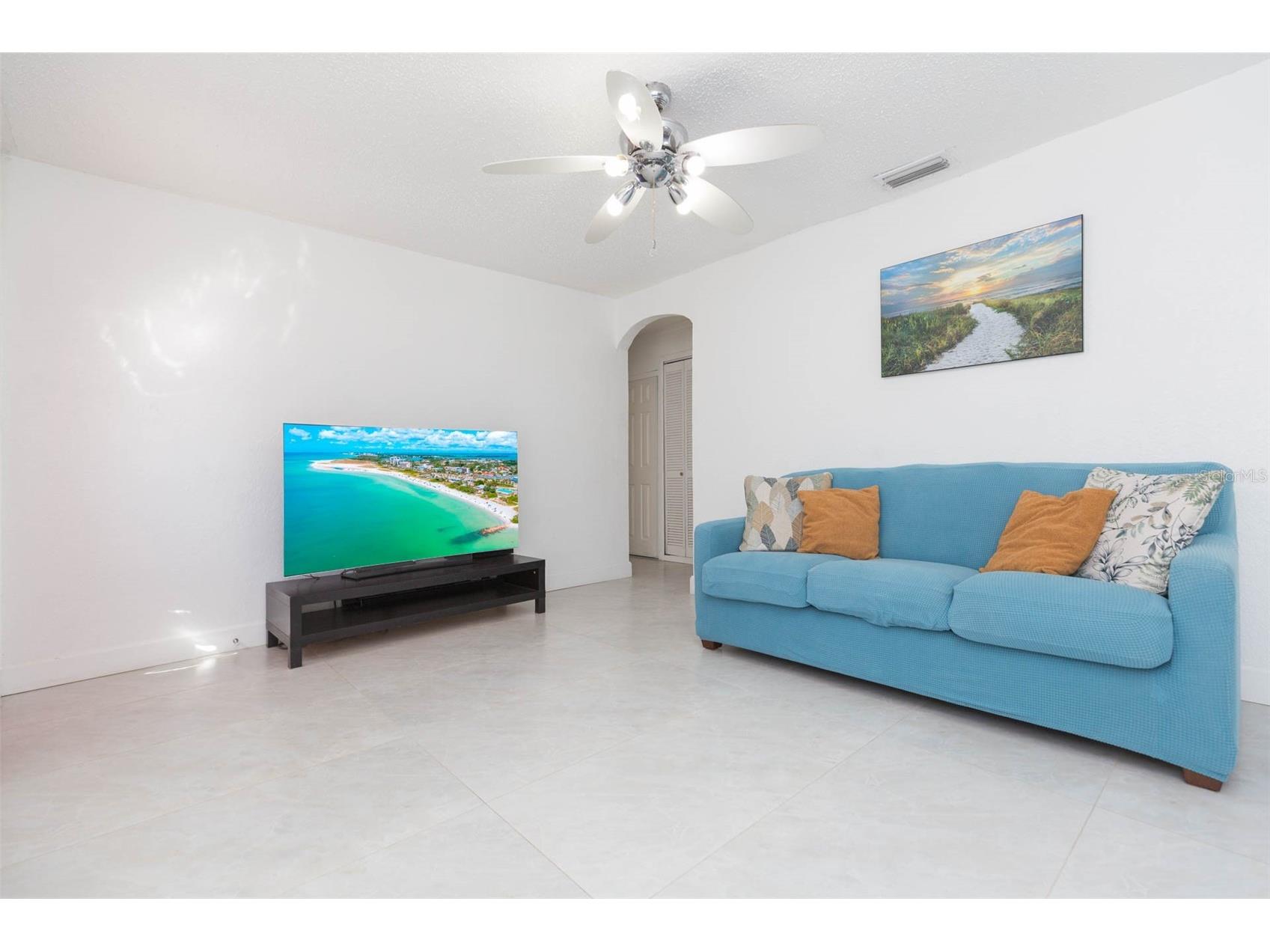 7503 W Ellicott Street Tampa FL 33615 TB8473935 image4