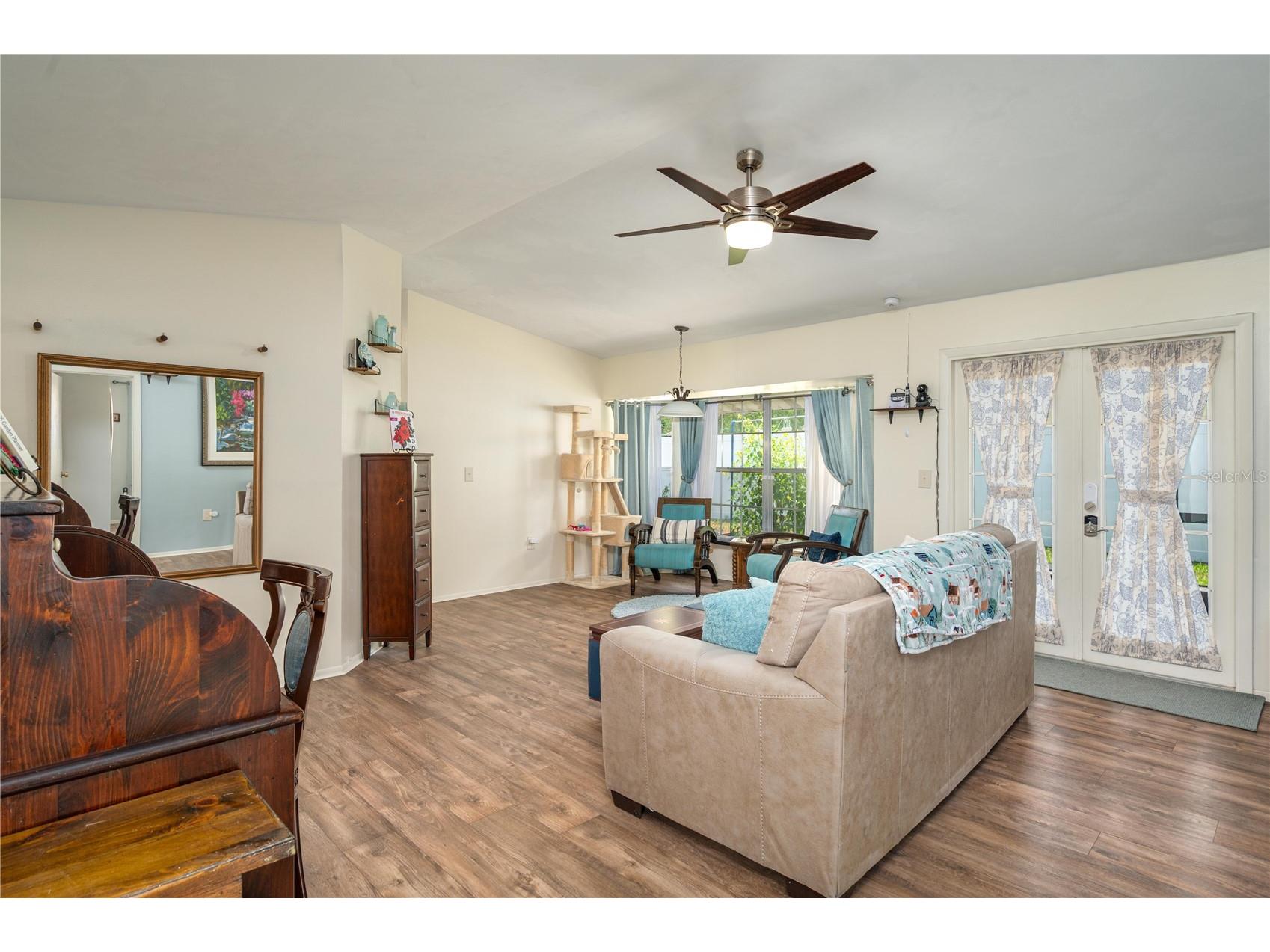 7503 Willow Wisp Drive W Lakeland FL 33810 L4962103 image3