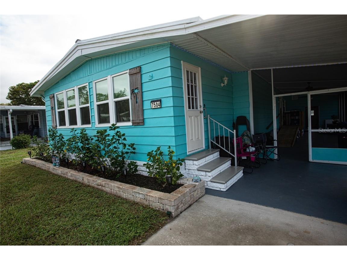 7504 Country Club Drive Brooksville FL 34613 W7874629 image1