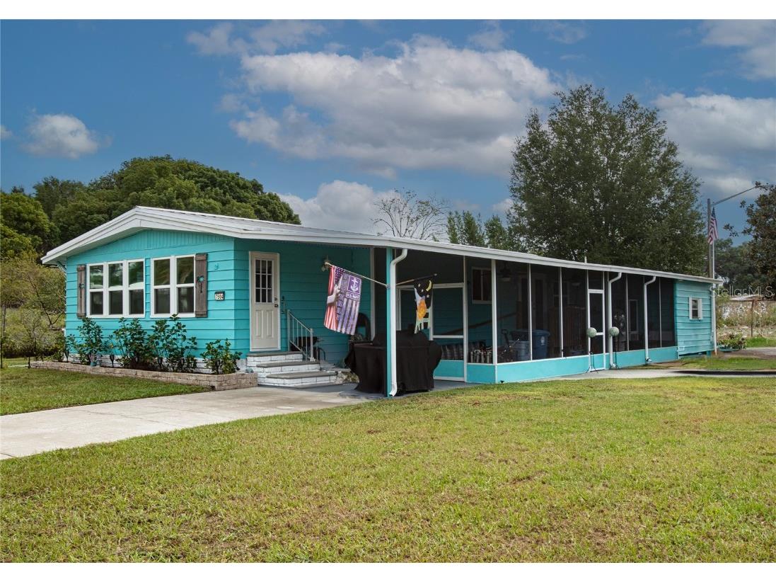 7504 Country Club Drive Brooksville FL 34613 W7874629 image2