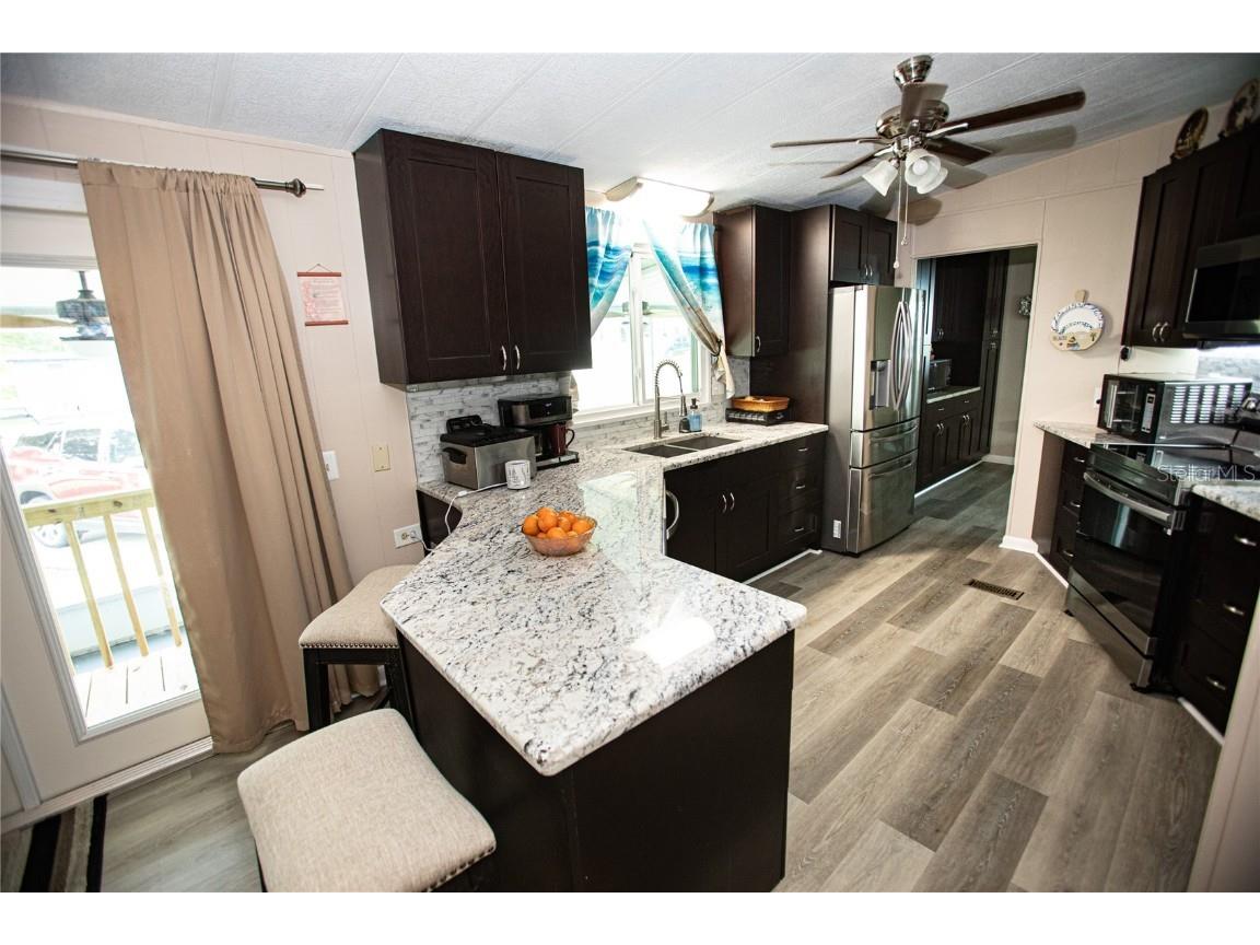 7504 Country Club Drive Brooksville FL 34613 W7874629 image29