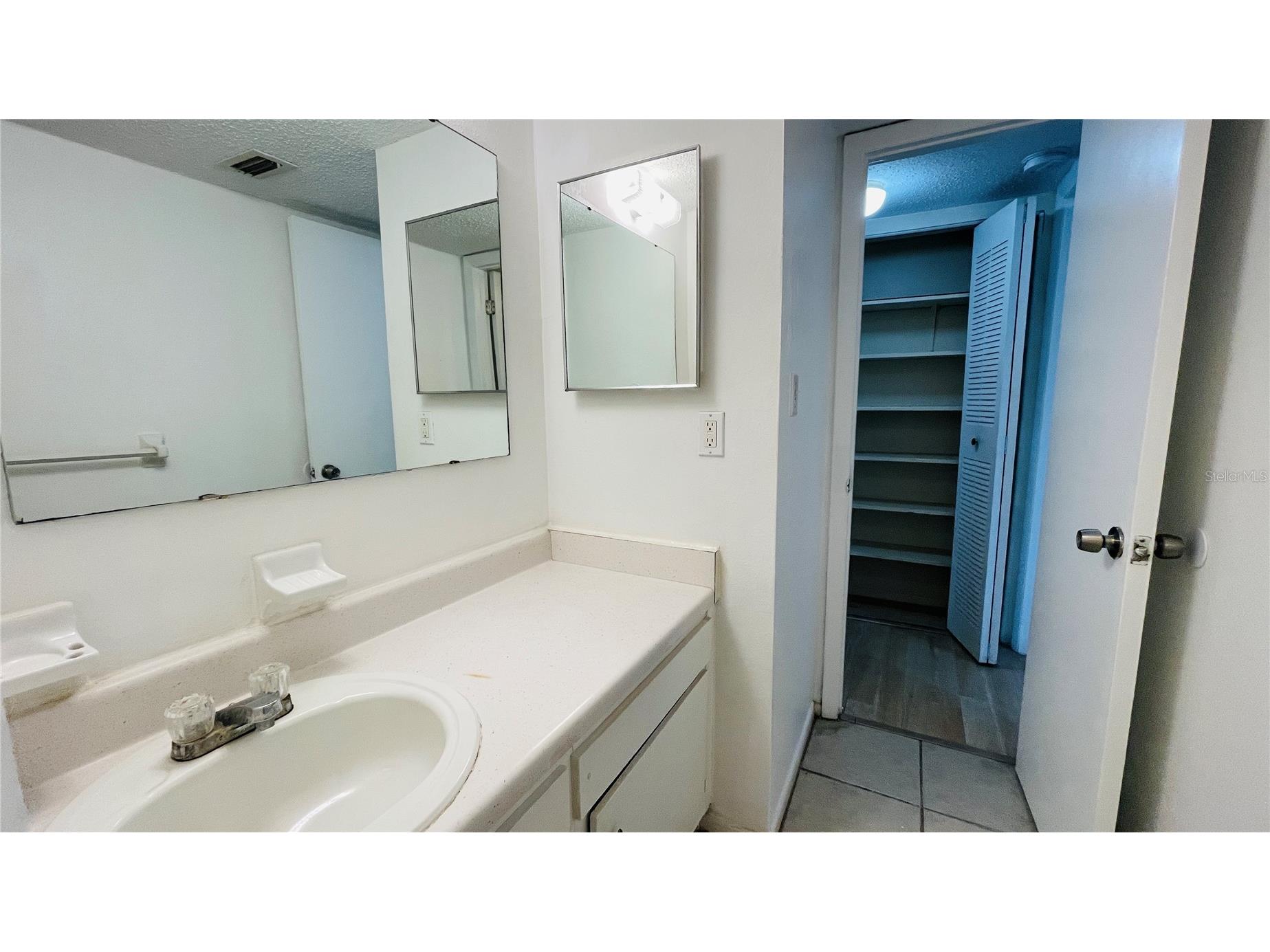 7504 Needle Leaf Place #68 Tampa FL 33617 O6393917 image18