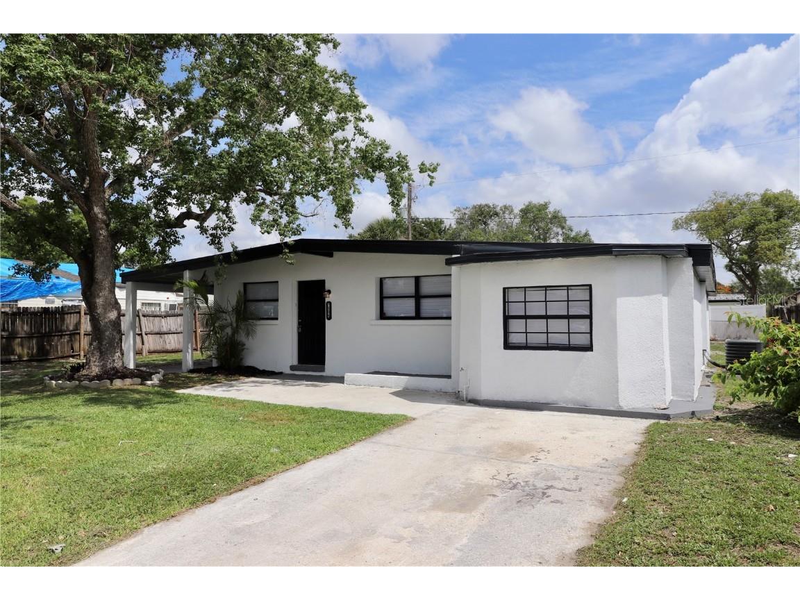 7504 Paradise Place Tampa FL 33619 T3450435 image1