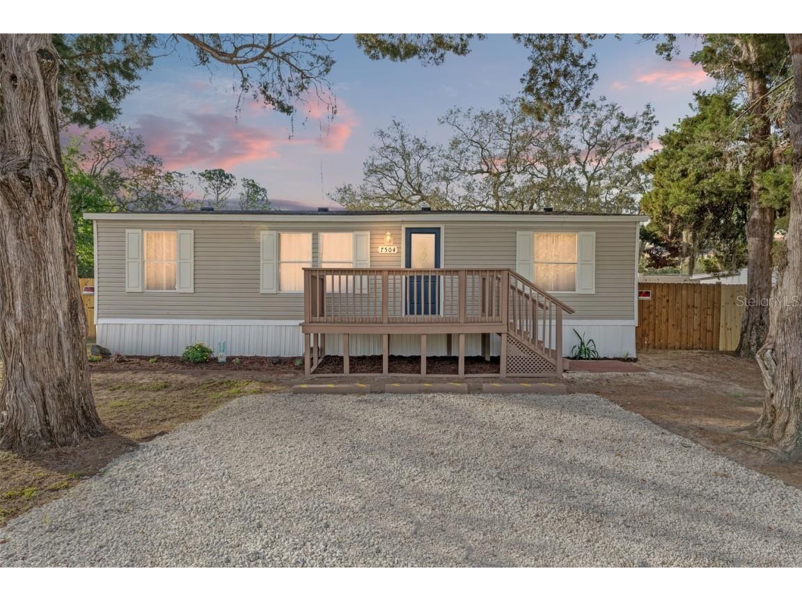 7504 Sealawn Drive Spring Hill FL 34606 W7873074 image1