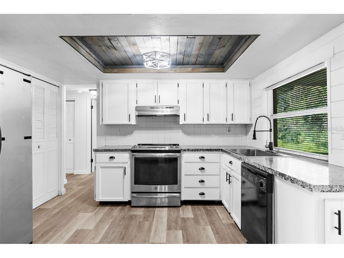 7504 Sequoia Drive New Port Richey FL 34653 TB8432326 image2