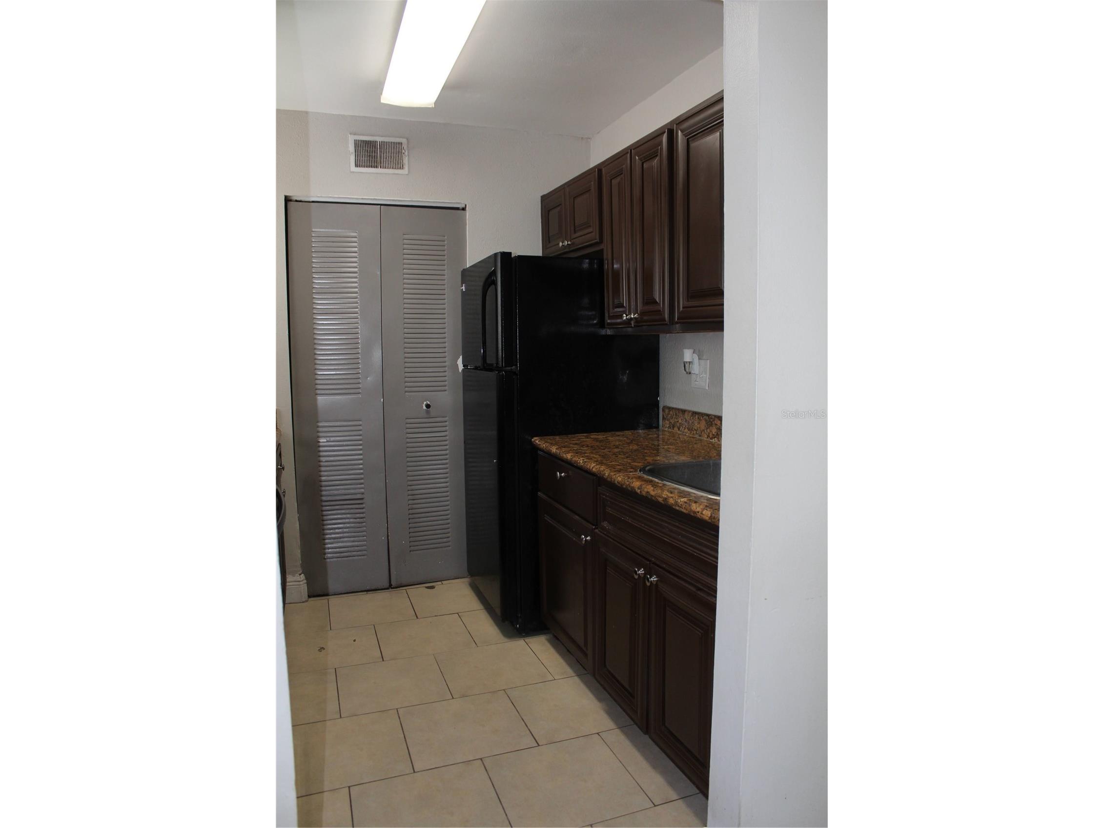 7504 Timberstone Drive #13G Tampa FL 33615 TB8506331 image5