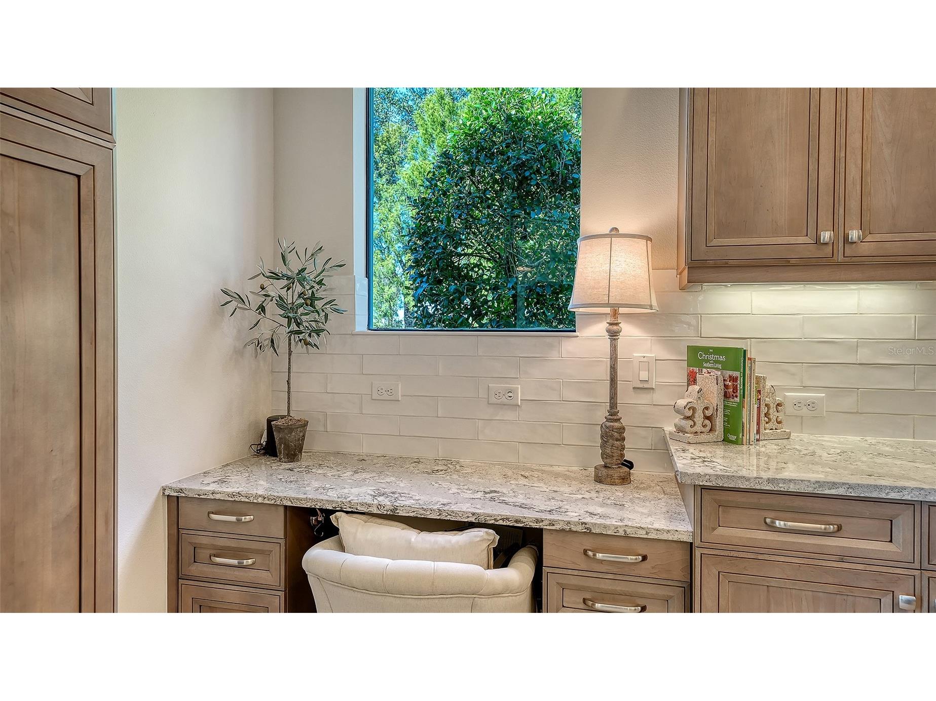 7504 Windy Hill Cove Lakewood Ranch FL 34202 A4677125 image13