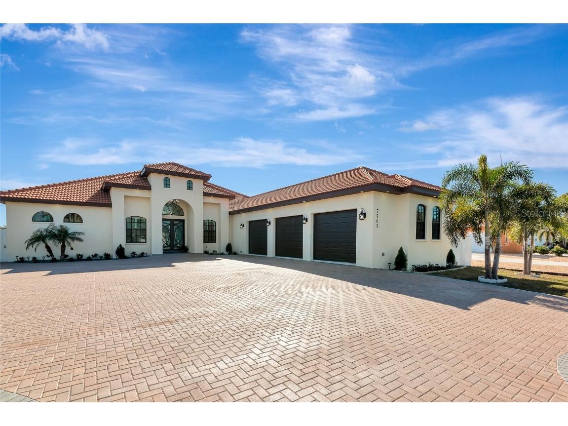 7505 27th Avenue W Bradenton FL 34209 A4672807 image1