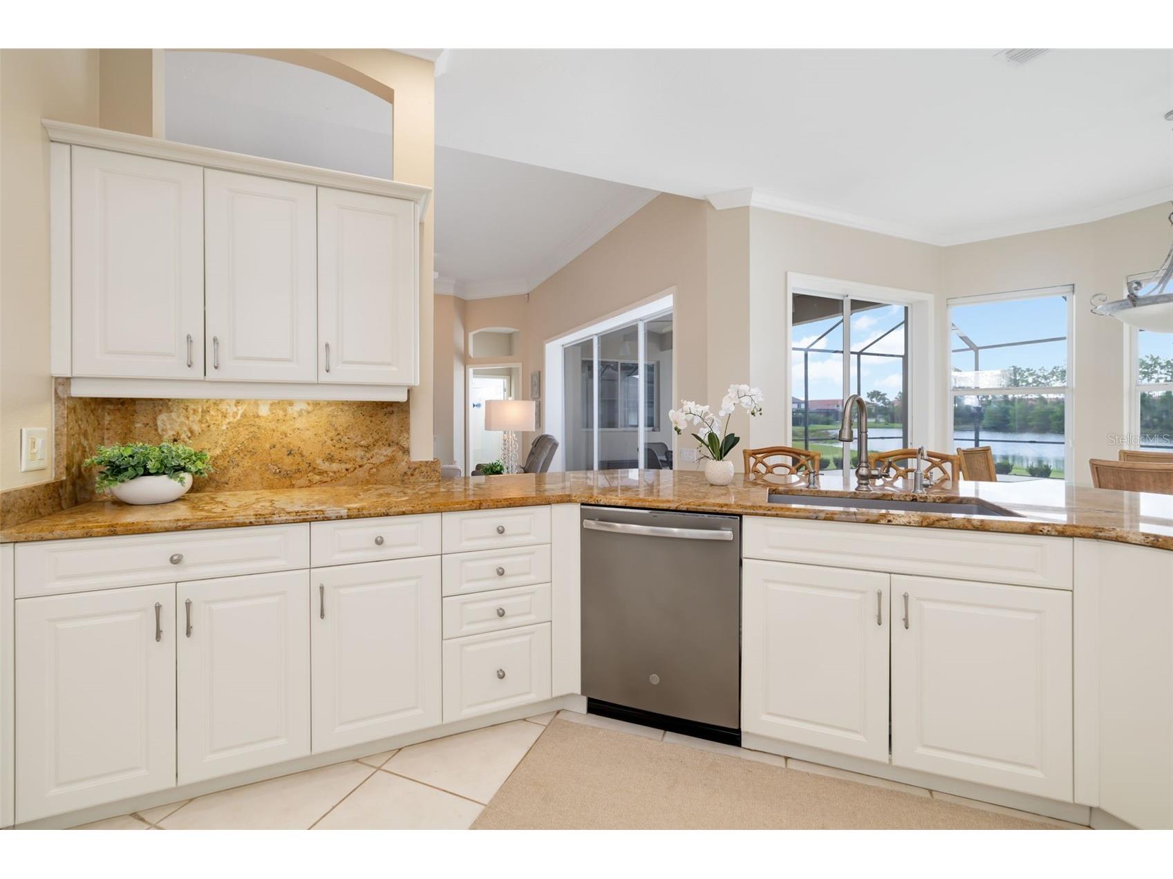 7505 Coventry Court Bradenton FL 34202 A4698134 image13