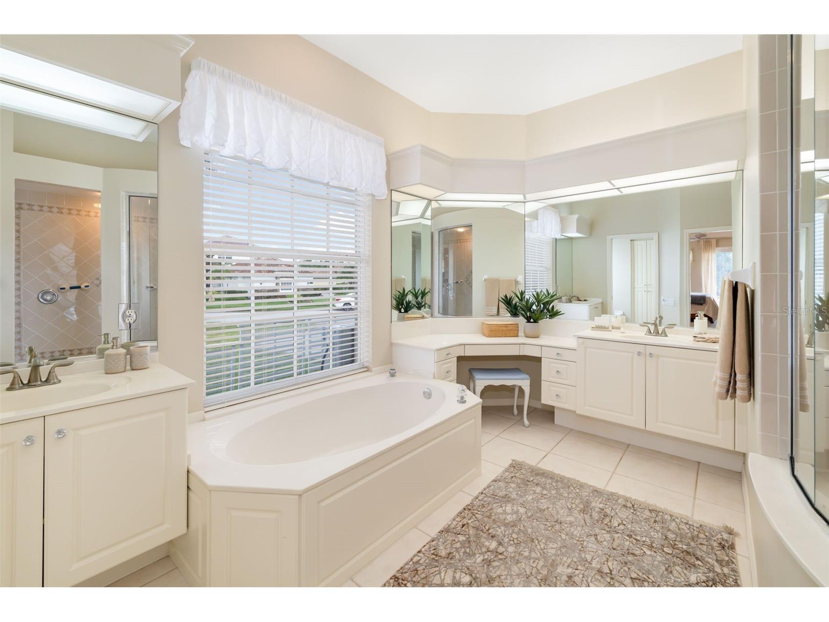 7505 Coventry Court Bradenton FL 34202 A4698134 image31