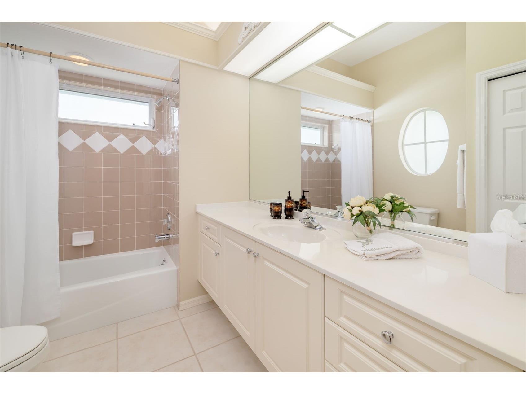 7505 Coventry Court Bradenton FL 34202 A4698134 image40