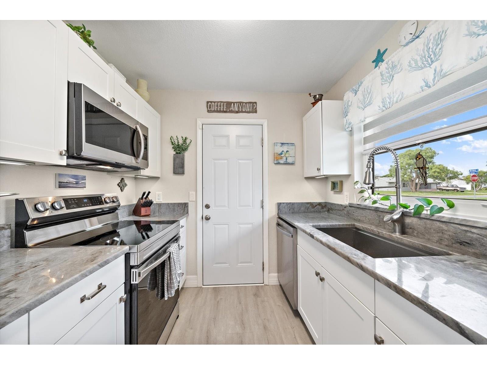 7505 Wexford Street North Port FL 34287 A4695691 image7