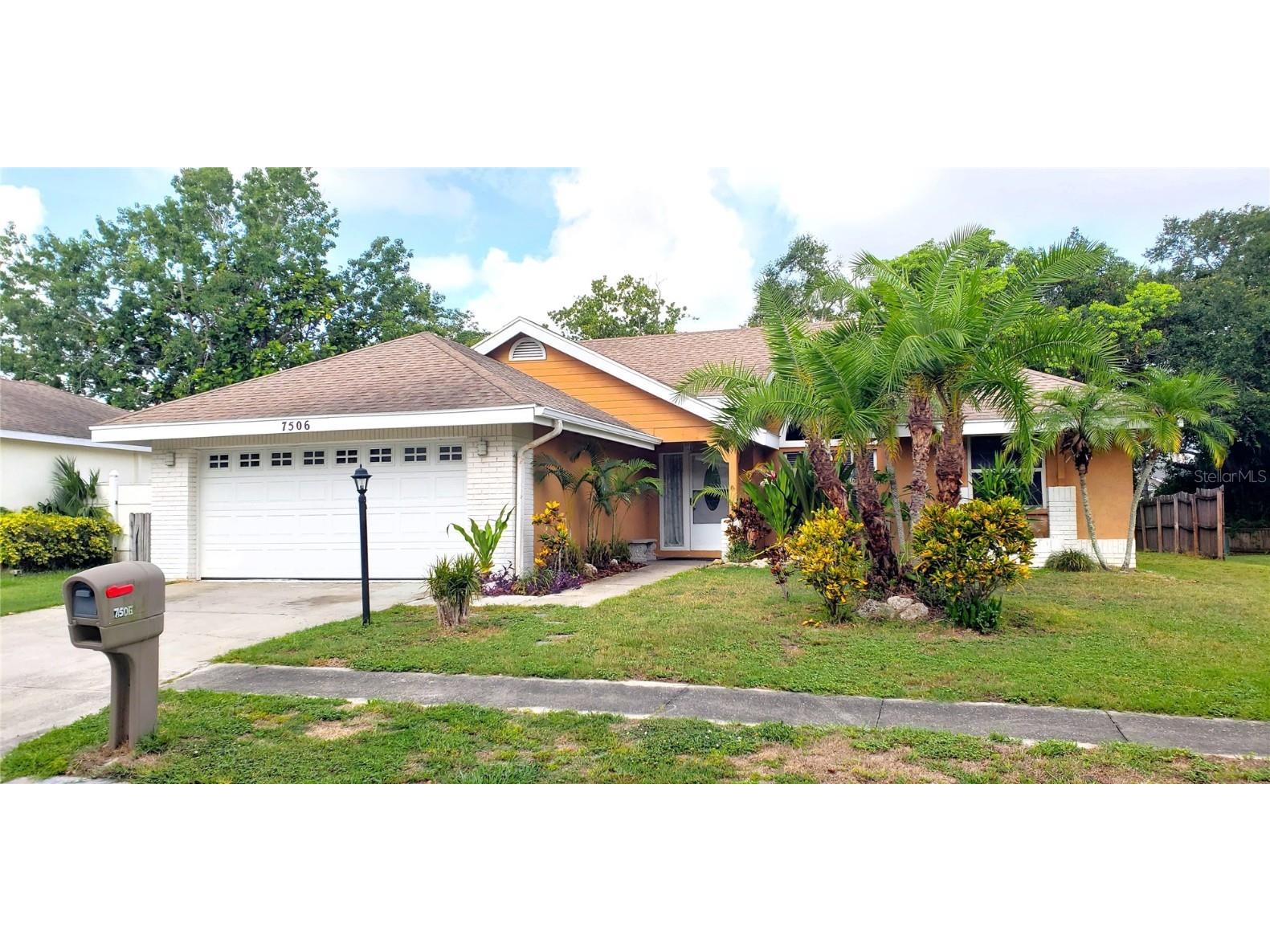 7506 38th Street Circle E Sarasota FL 34243 A4576046 image1