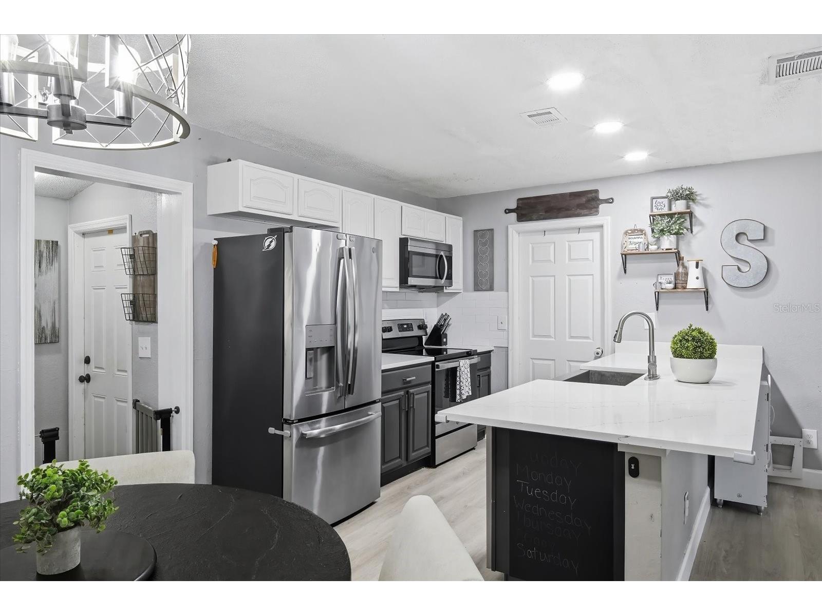 7506 Coral Vine Lane Tampa FL 33619 TB8525491 image12